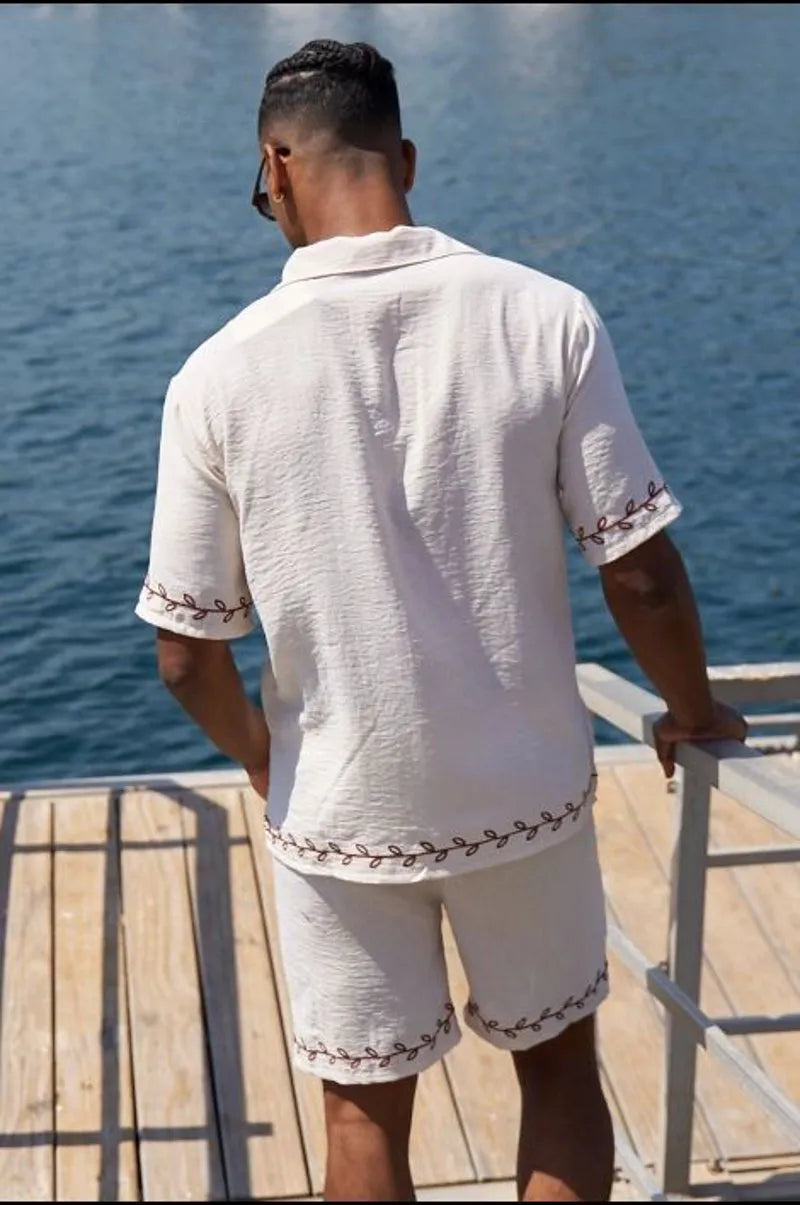 Two-piece set: beige fluid shirt and shorts