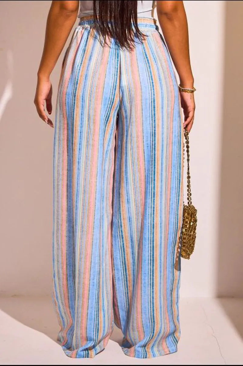 Pantalon fluide bleu à rayures multicolore