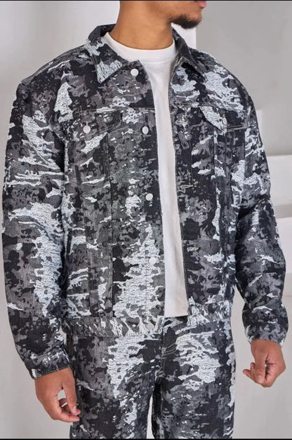 Two-piece set: black camouflage jacket and jeans