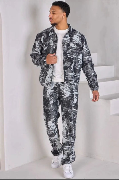 Two-piece set: black camouflage jacket and jeans