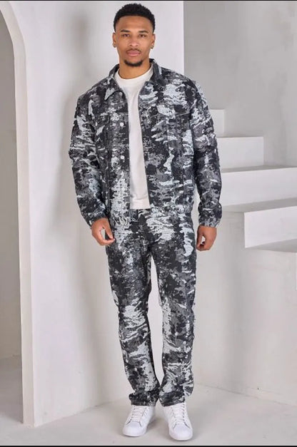 Two-piece set: black camouflage jacket and jeans