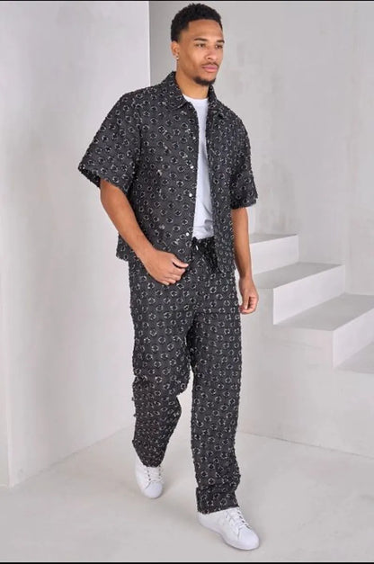 Two-piece set: shirt + distressed black trousers