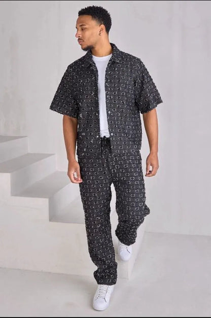 Two-piece set: shirt + distressed black trousers