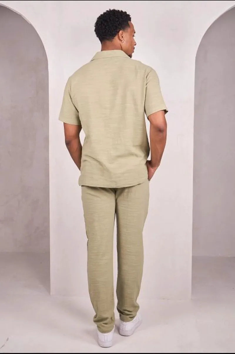 Two-piece set: green shirt + trousers