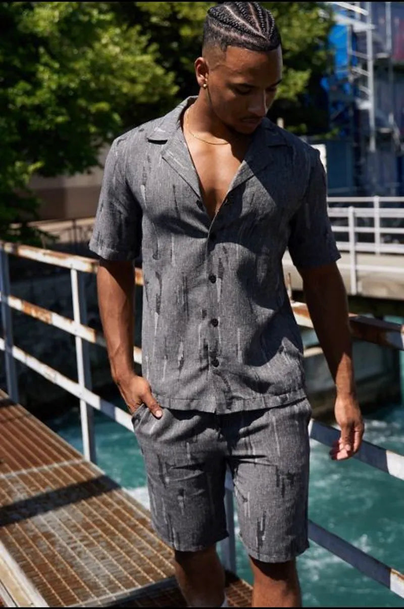 Two-piece set: black marled shirt + shorts