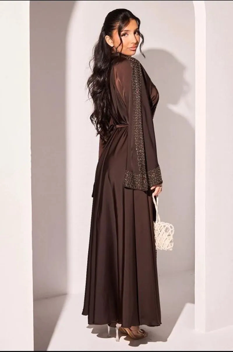 Abaya style kimono marron à strass argentés et dorés + voile