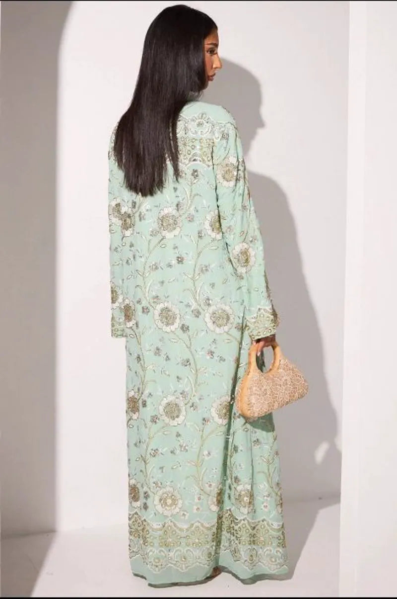 Abaya vert clair à motifs floraux de perles dorées et sequins argentés