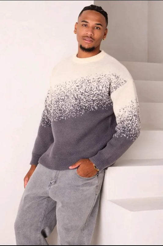 Beige knit sweater with gray gradient