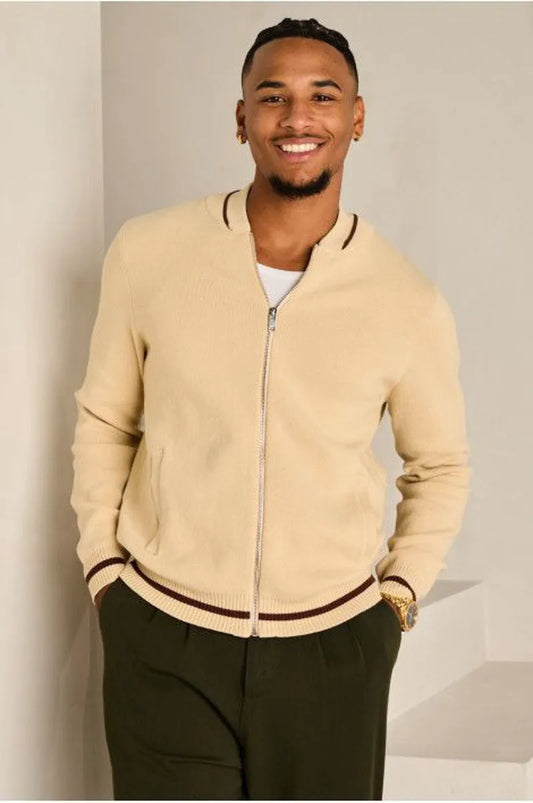 Beige knitted zip-up vest