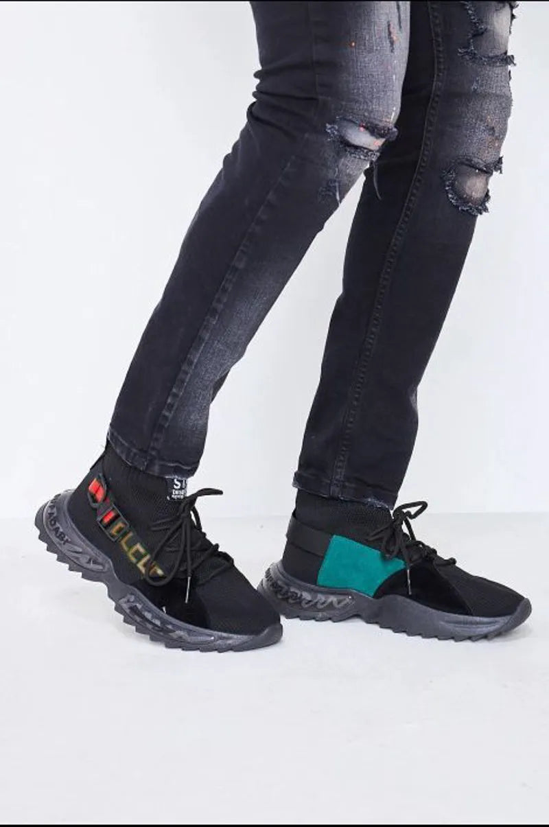 Black socks with green detail sneakers