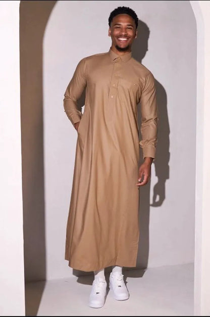 Camel-colored qamis with square golden buttons