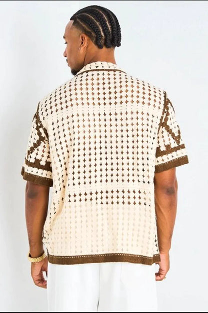 Chemise ajourée en crochet à motif losange marron