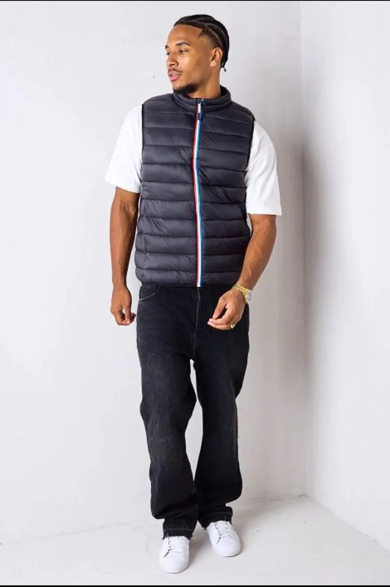 Lightweight quilted and waterproof black sleeveless down jacket