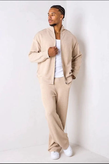 Beige two-piece set: vest + straight-leg joggers