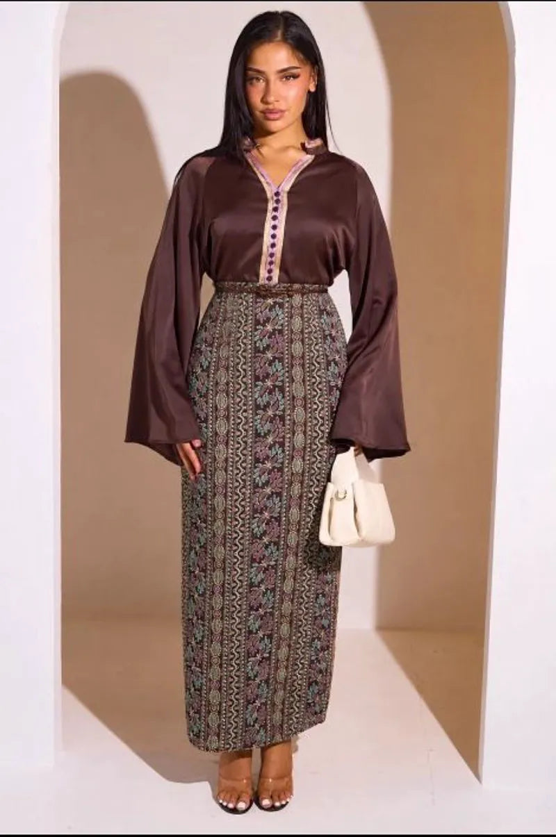 Ensemble 2 pièces : blouse + jupe marron à motifs colorés
