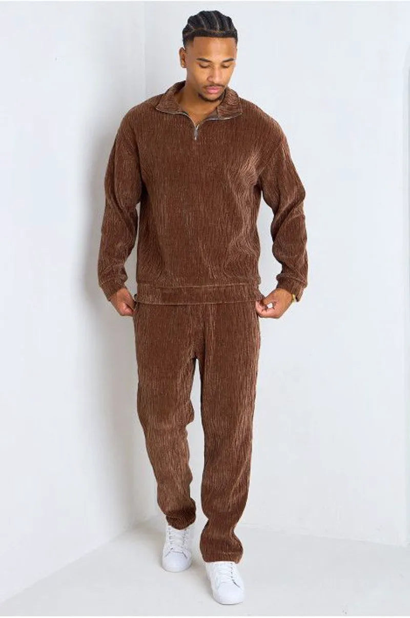 Textured brown velvet two-piece set: zip-up sweater + trousers