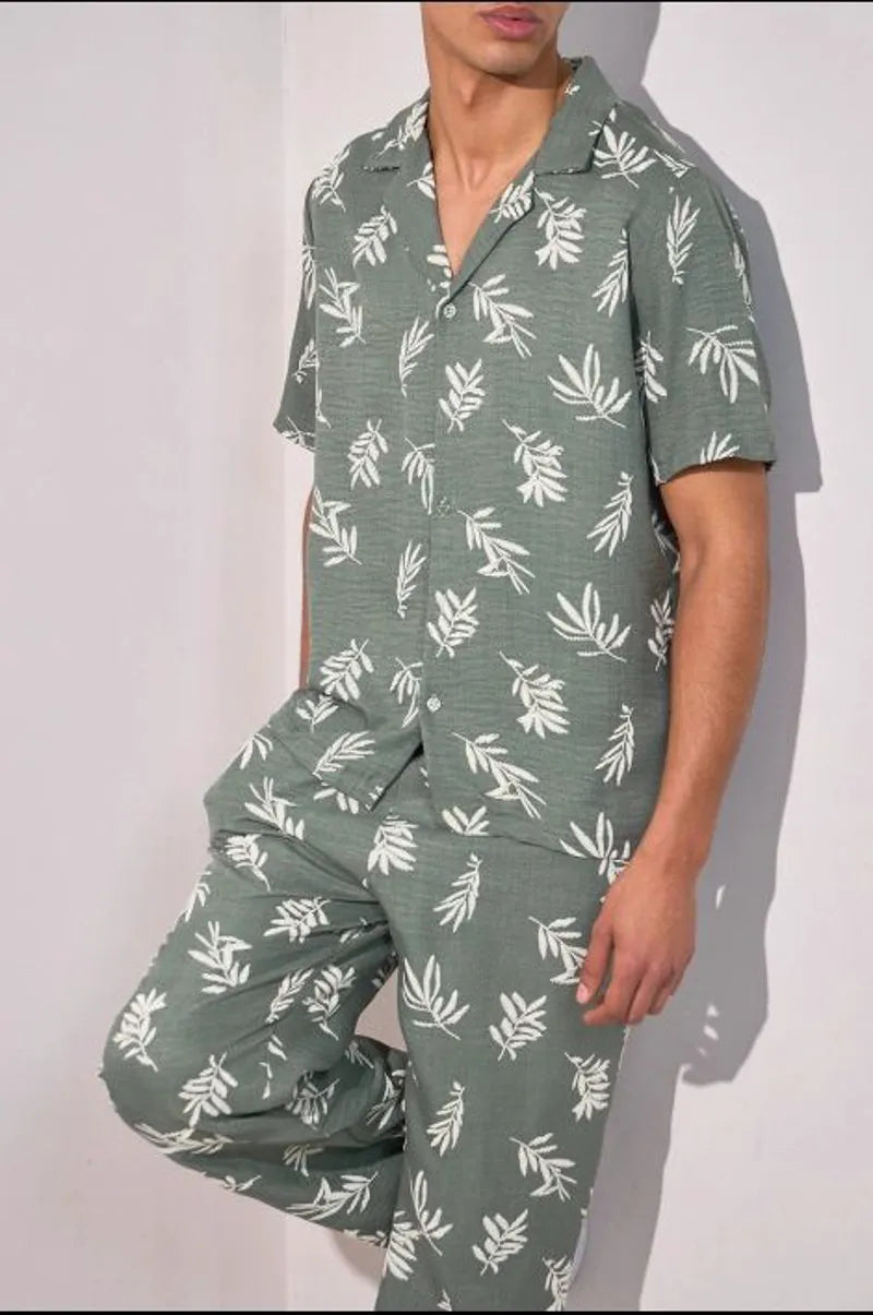 Leaf print two-piece set: green shirt + trousers
