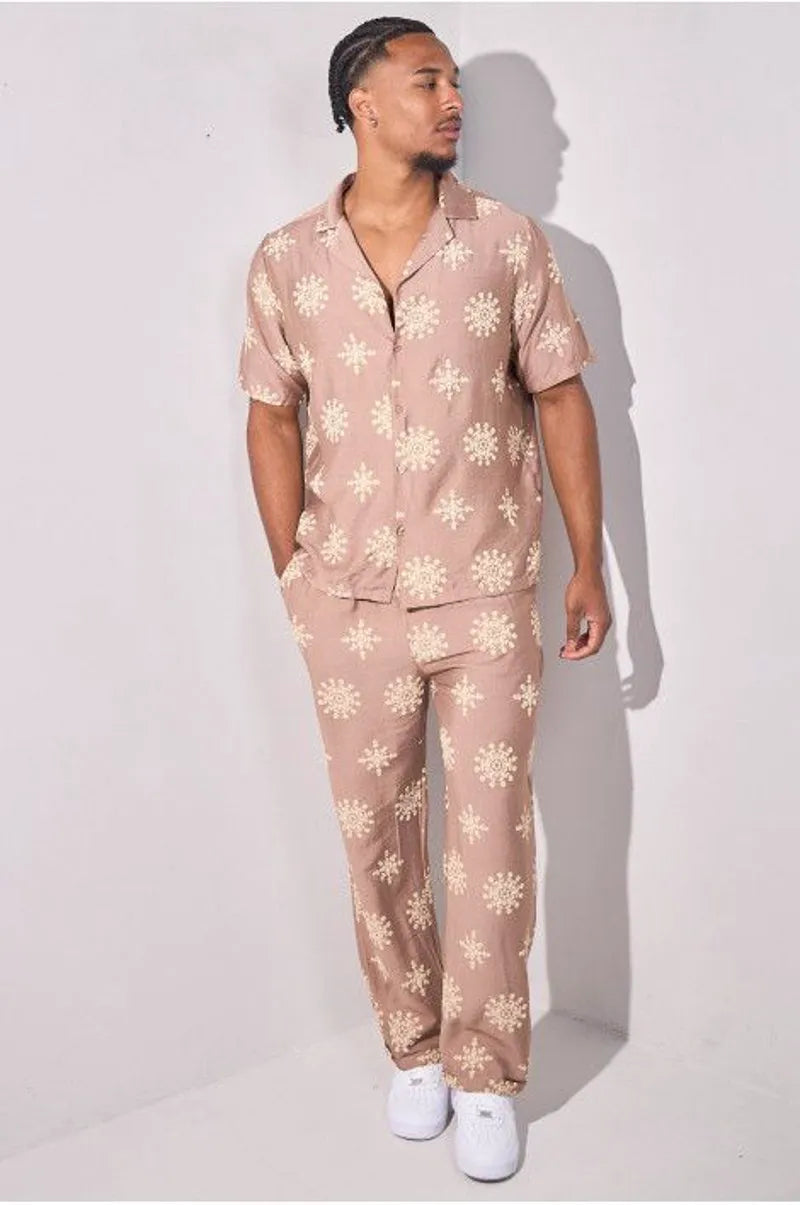 Floral print two-piece set: shirt + taupe trousers