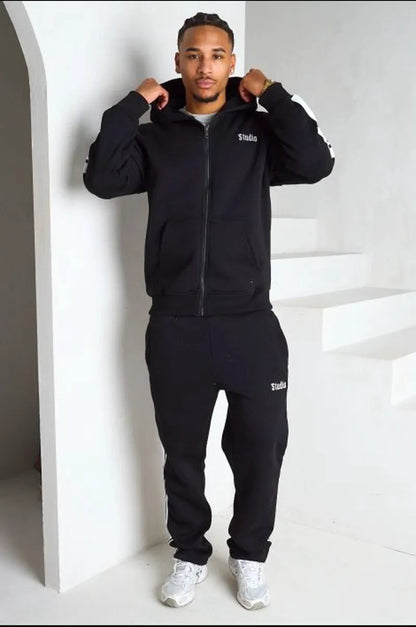 Ensemble 2 pièces noir veste à capuche + jogging coupe droite à bandes et inscription