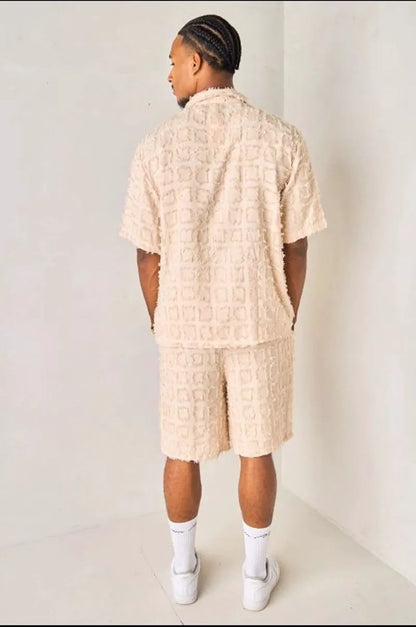 Textured two-piece set with fringed square pattern: beige shirt + shorts