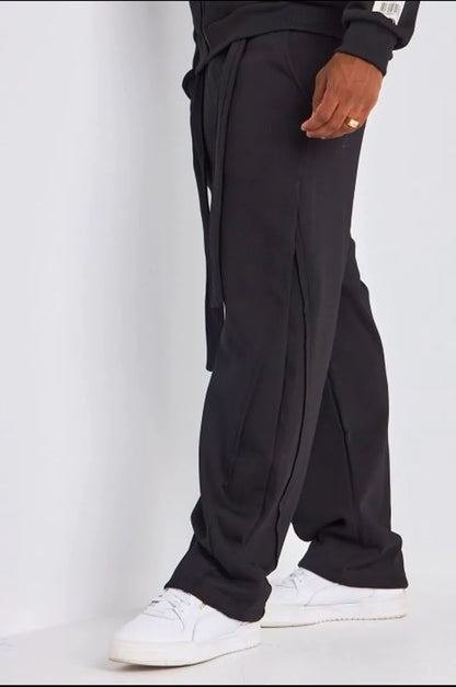Ensemble 2 pièces : Veste à imprimé au dos  + jogging noir ceinturé