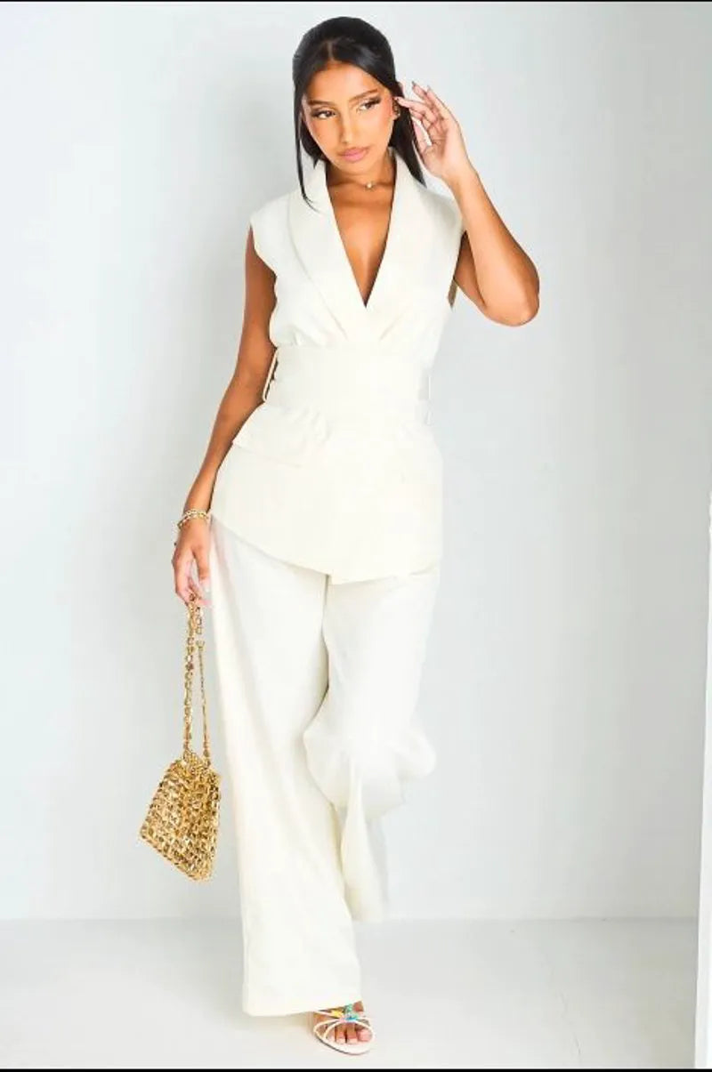 Ensemble deux pièces beige blazer sans manches + pantalon