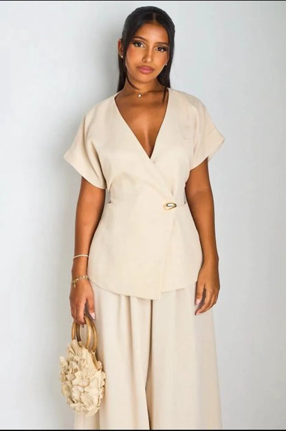 Ensemble deux pièces beige veste manches courtes + pantalon
