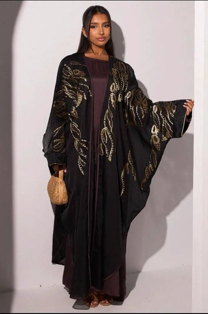 Ensemble deux pièces couleur café : robe + kimono à perles et broderies