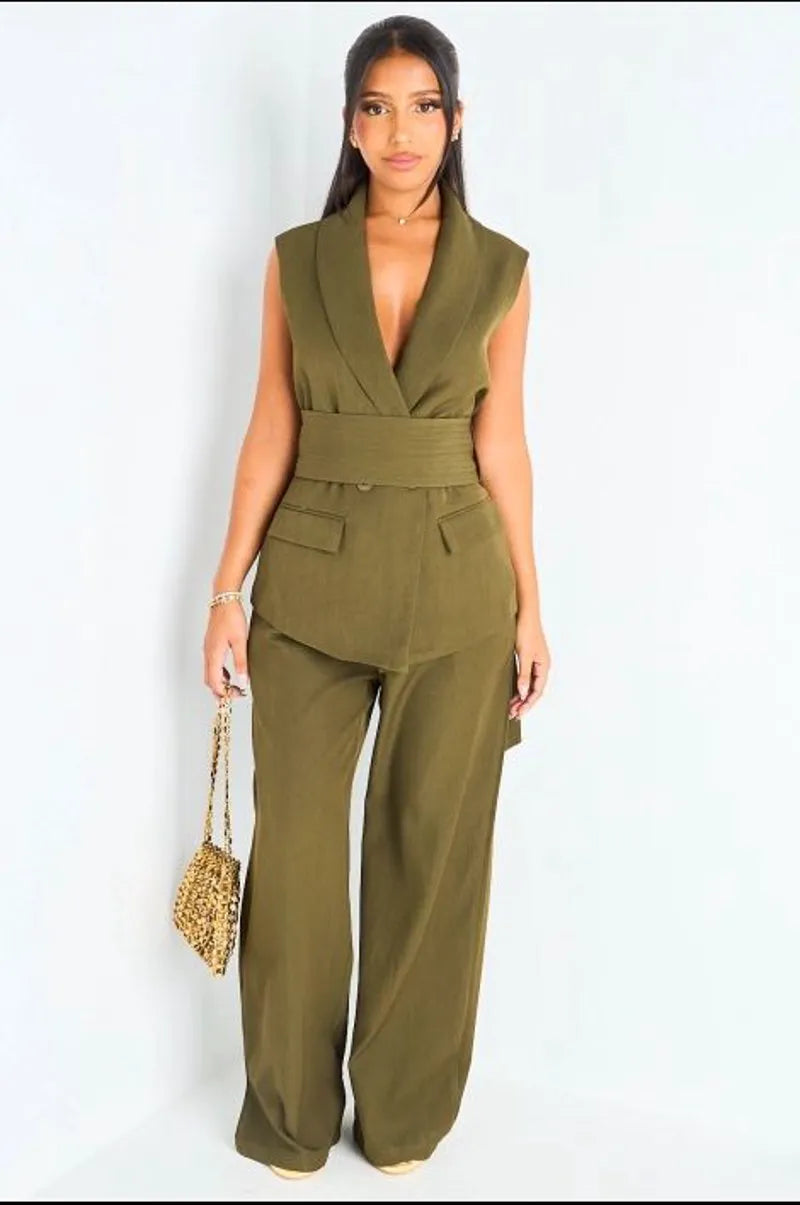Ensemble deux pièces vert blazer sans manches + pantalon