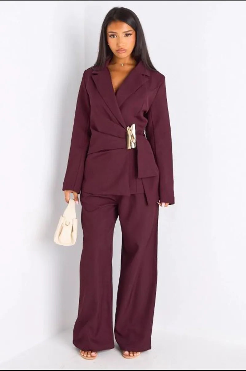 Ensemble tailleur deux pièces prune veste blazer à broche + pantalon