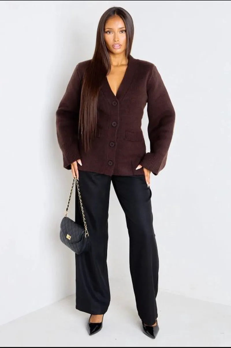 Fitted brown chunky knit vest