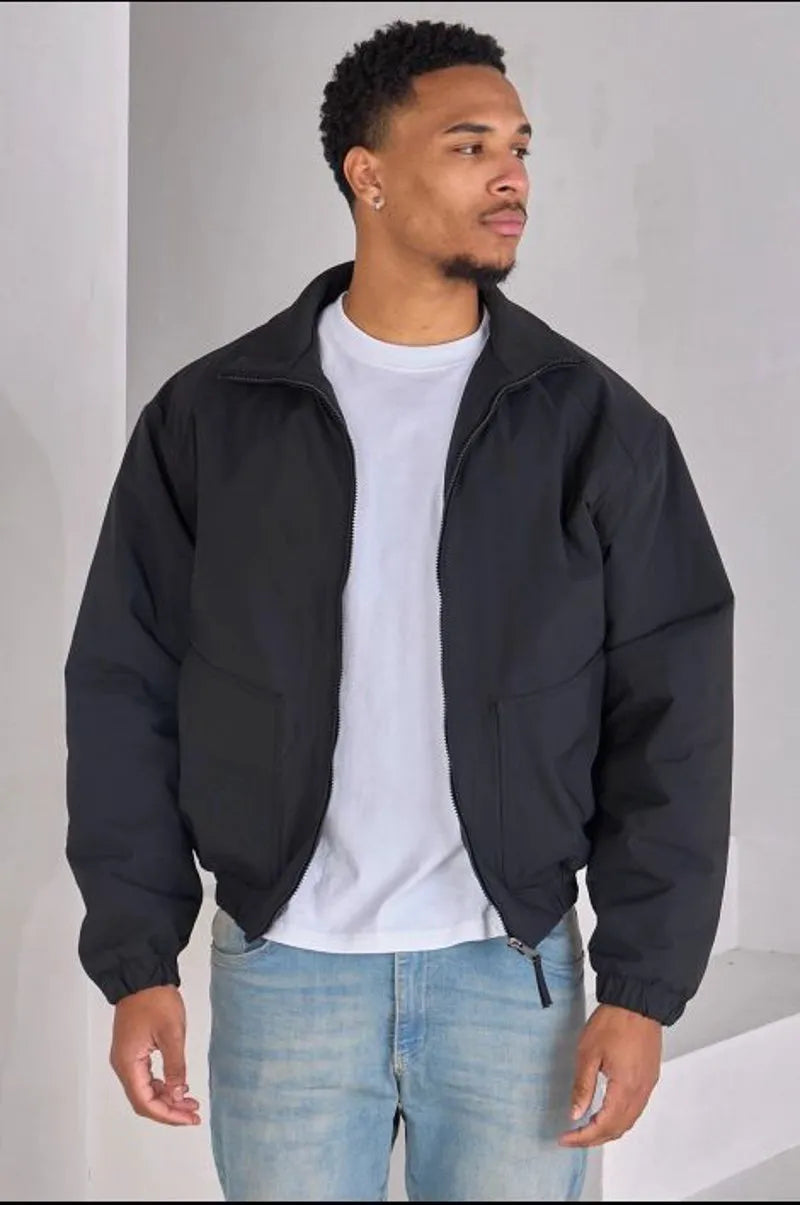 Loose black jacket with pockets