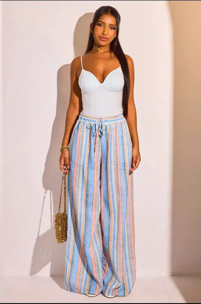 Pantalon fluide bleu à rayures multicolore