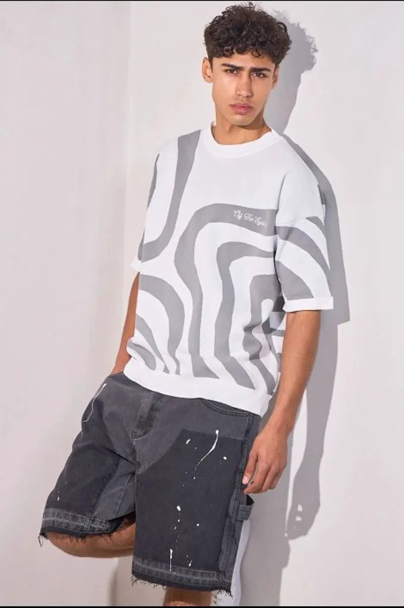 Two-tone white and gray short-sleeve sweater