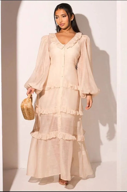 Robe beige + voilage manche longue