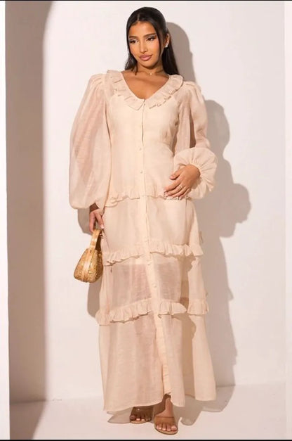 Robe beige + voilage manche longue