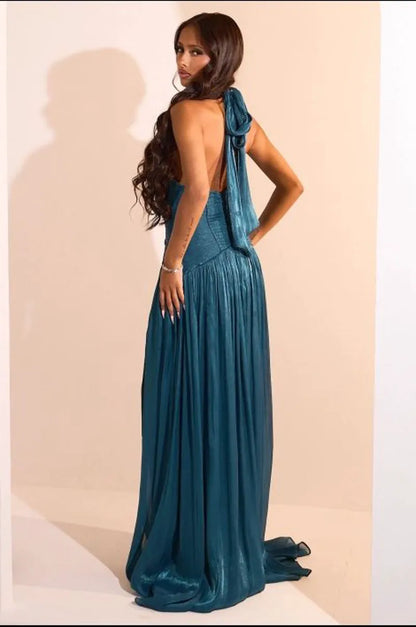 Robe bleu canard satinée à effet drapé
