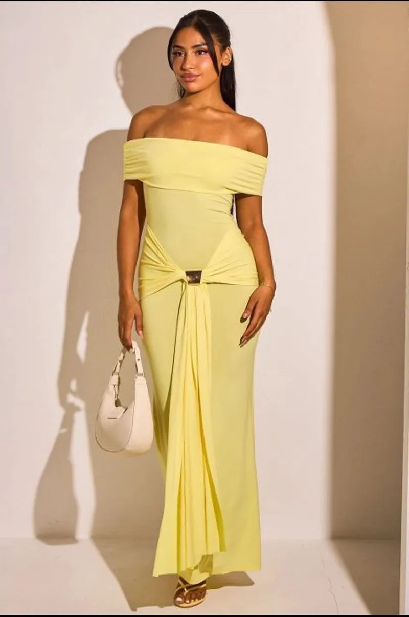 Robe jaune à col bardot et empiècement