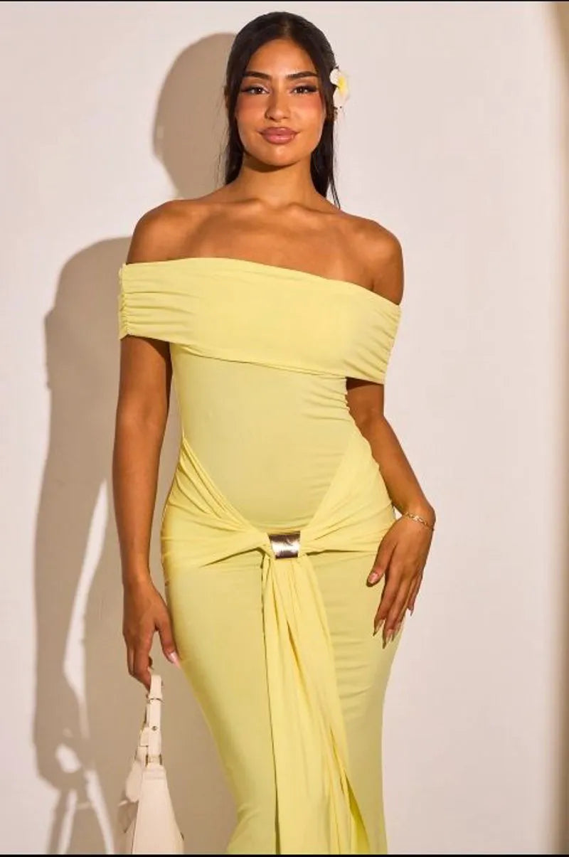 Robe jaune à col bardot et empiècement