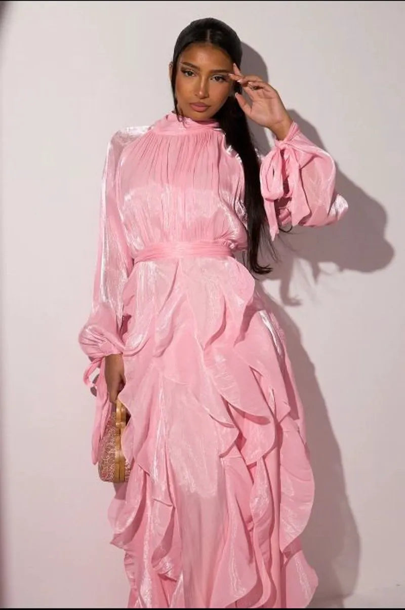 Robe longue à volants rose clair à manches longues