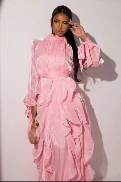 Robe longue à volants rose clair à manches longues