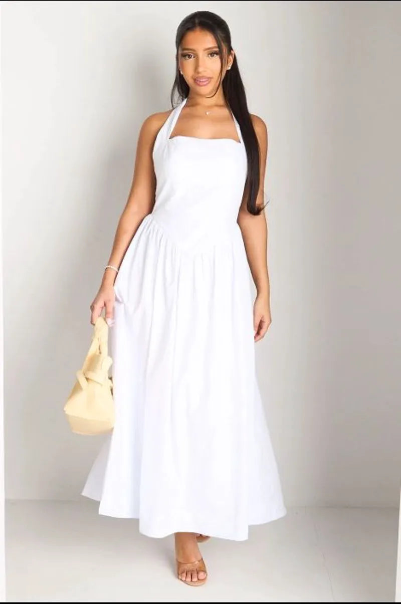 Robe longue blanche à dos nu