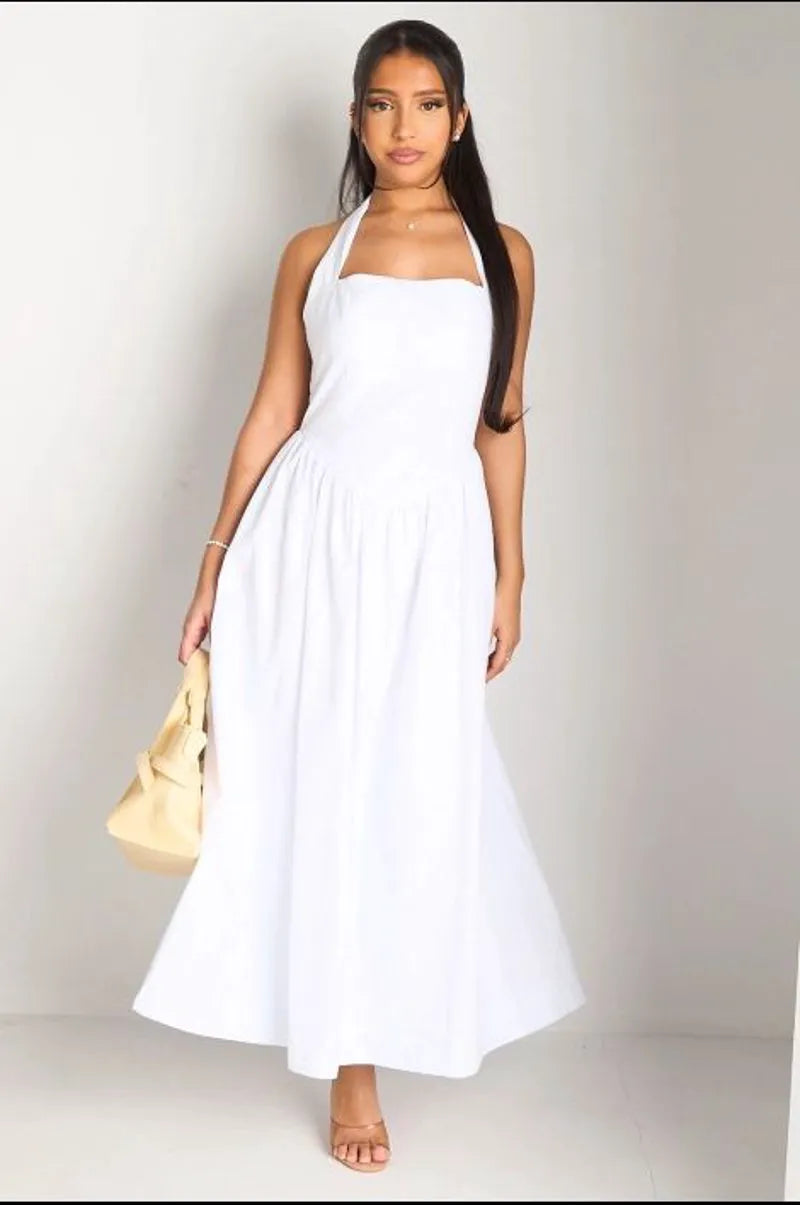 Robe longue blanche à dos nu