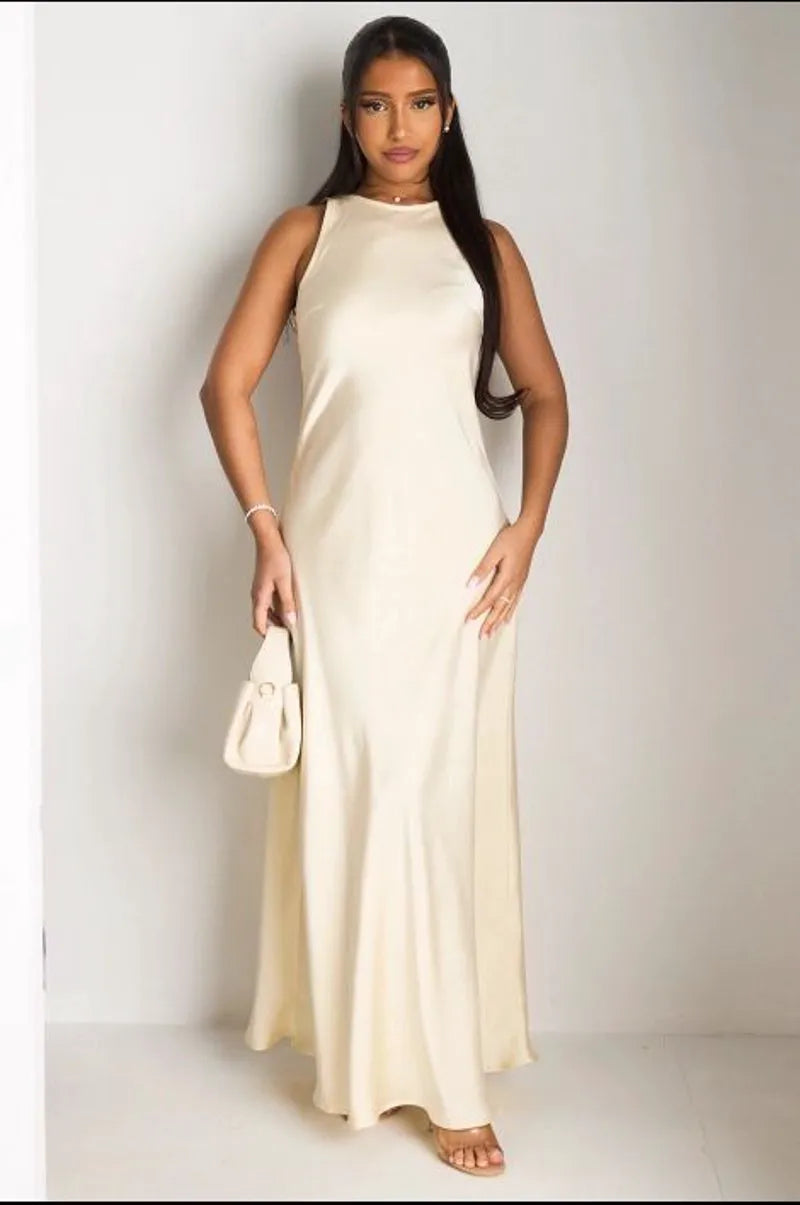 Robe longue sans manches effet satiné écru