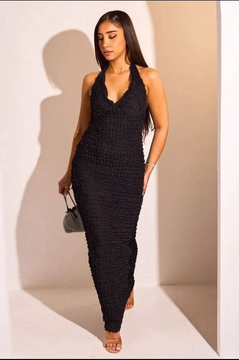Robe noire à effet dentelle dos nu