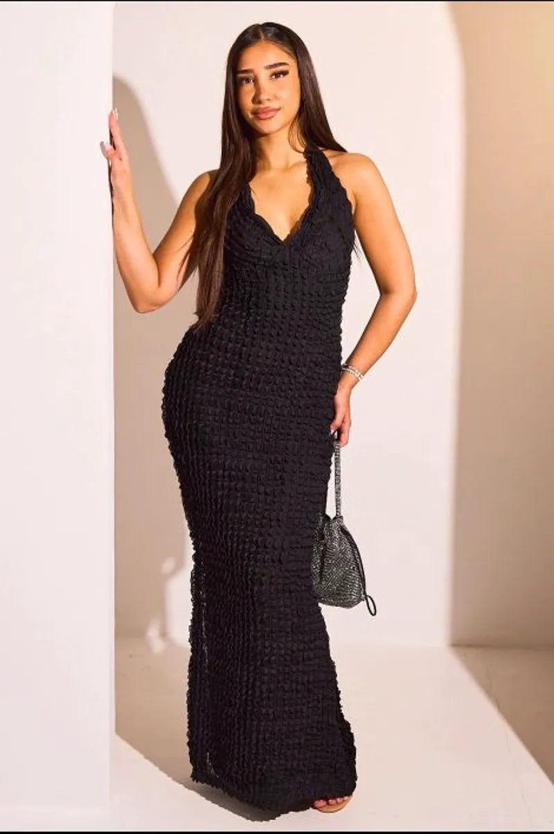 Robe noire à effet dentelle dos nu