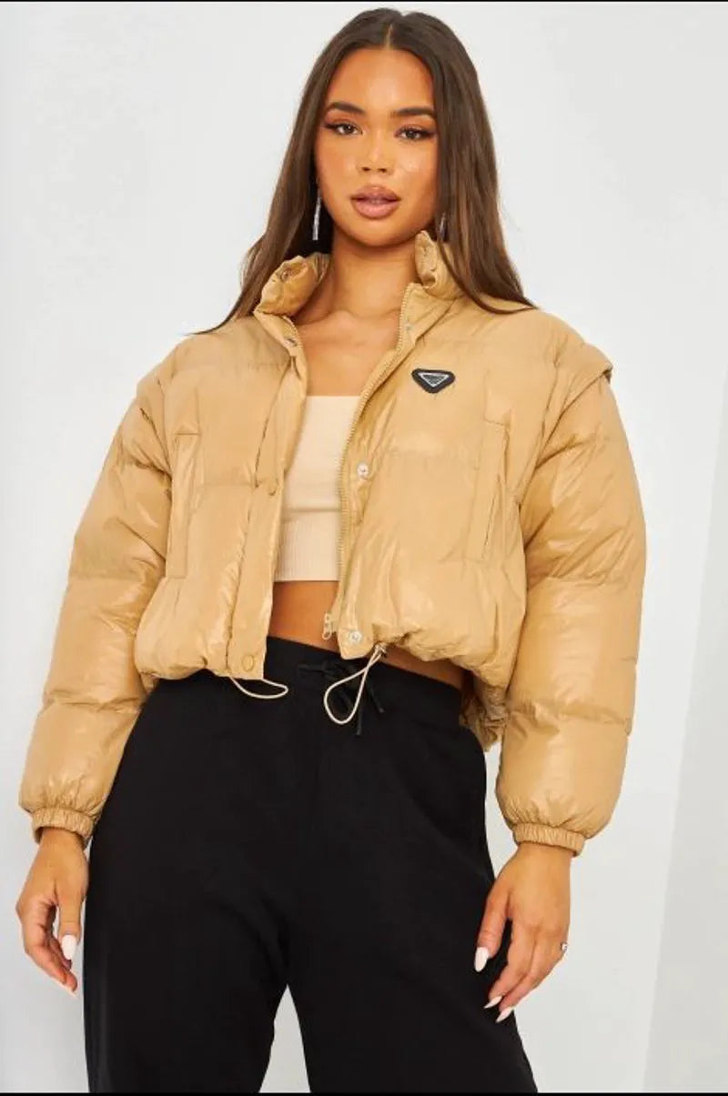 Short camel oil-finish puffer jacket with detachable sleeves