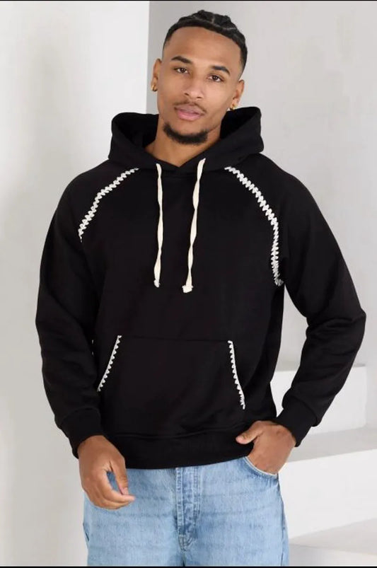 Black sweatshirt with two-tone details and kangaroo pocket.
