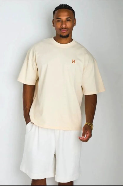 T-shirt beige à broderie '' H "
