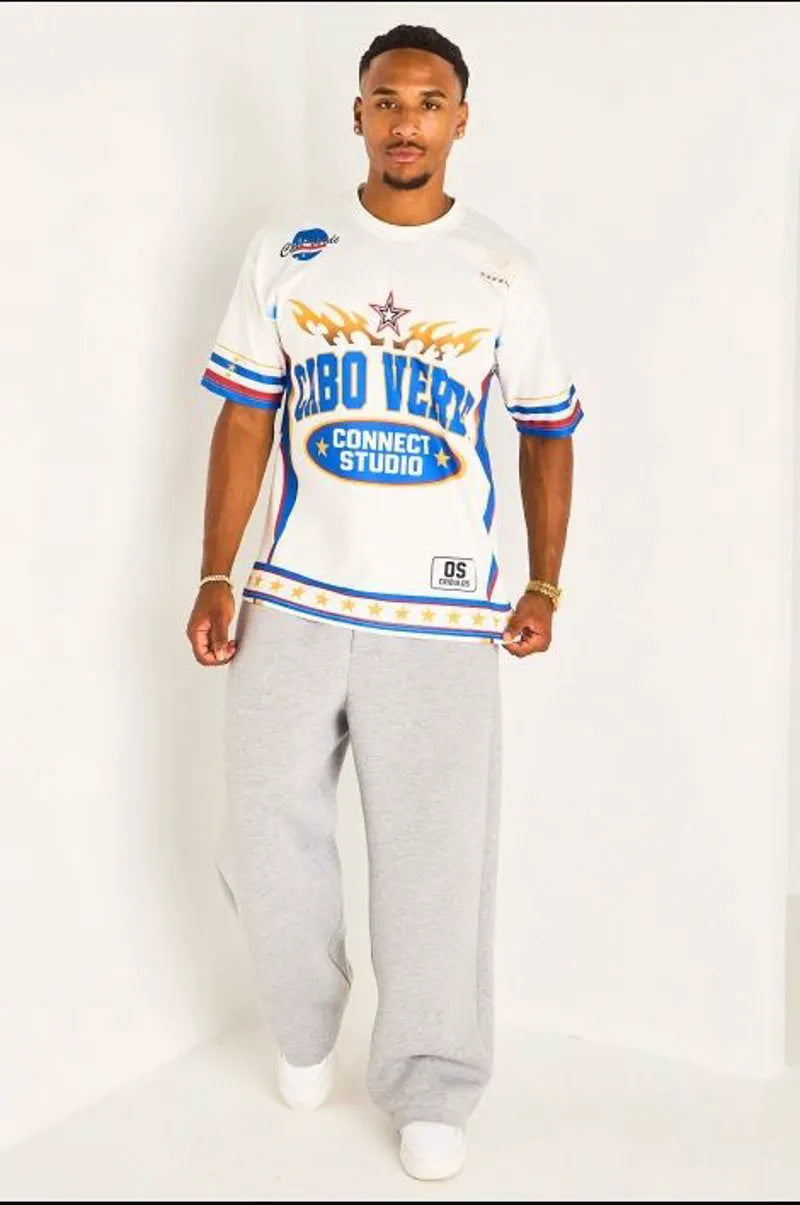 Tee-shirt blanc à inscription '' Cabo Verde "